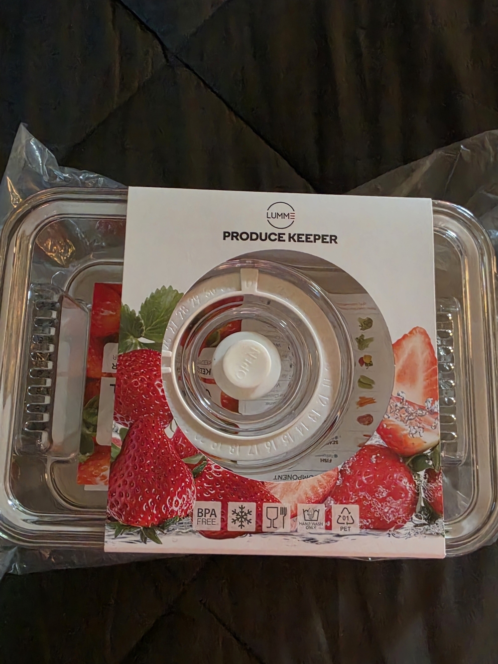 Lumme Produce Keeper - Clear and White Fruit Storage Container